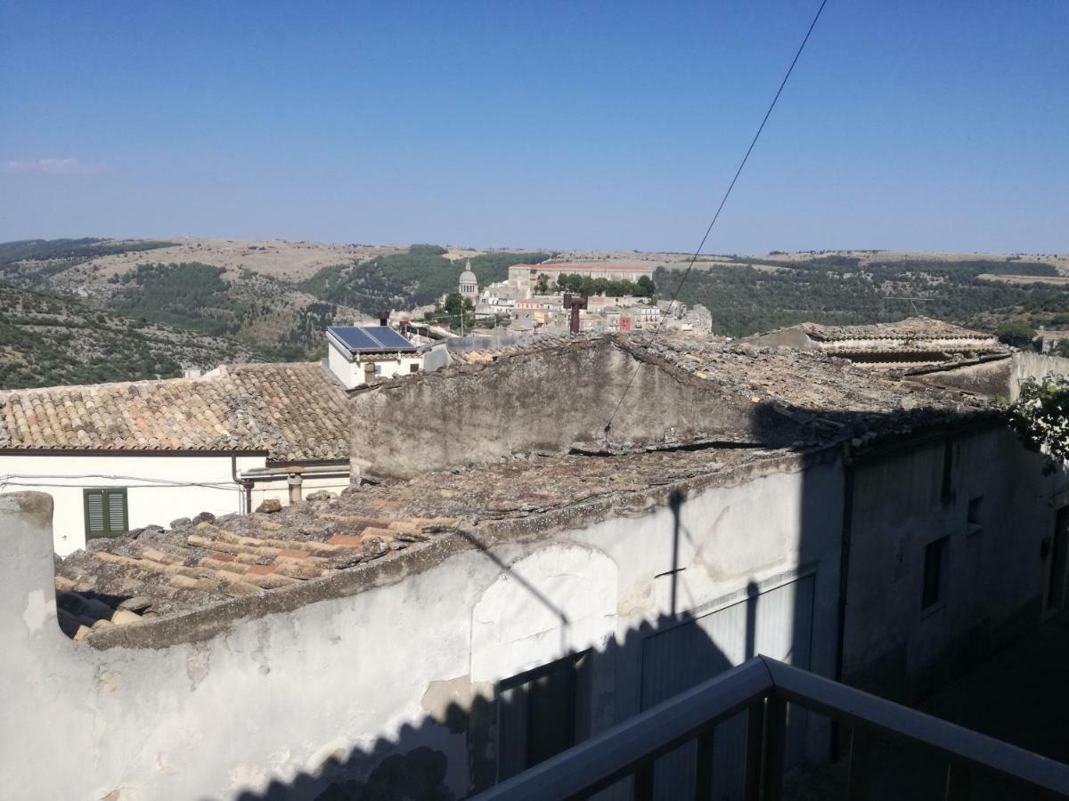 Casa Vacanze Finestre Su Ibla Ragusa Exterior photo